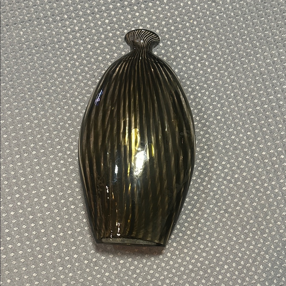 Elegant Black and brown Glass Vase